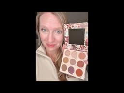 WINKY LUX Latte Kitten Eyeshadow Palette NICE GORGEOUS
