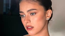 She dares everything: Margaret Qualley surprises with a 2000s-inspired look