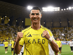 Cristiano Ronaldo Scores Brace on Return From Injury in Al-Nassr’s 5–2 Win Over Al Najma | WATCH
