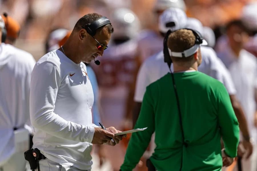 Texas uses bye week to balance development, recruiting ...