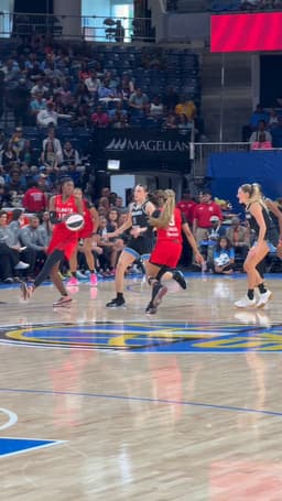 @WNBA: Naz Hillmon is found cutting to the cup and gets the lefty layyyy 😎

ATL-CHI | ESPN | 2026 WNBA Comm...