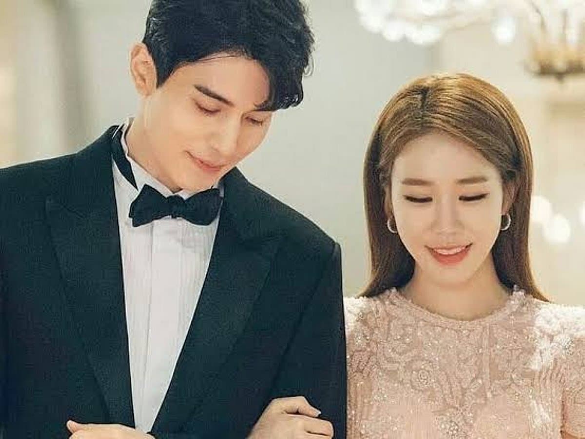 Lee Dong-wook and Yoo In-na, Hyun Bin and Son Ye-jin - Gulf News