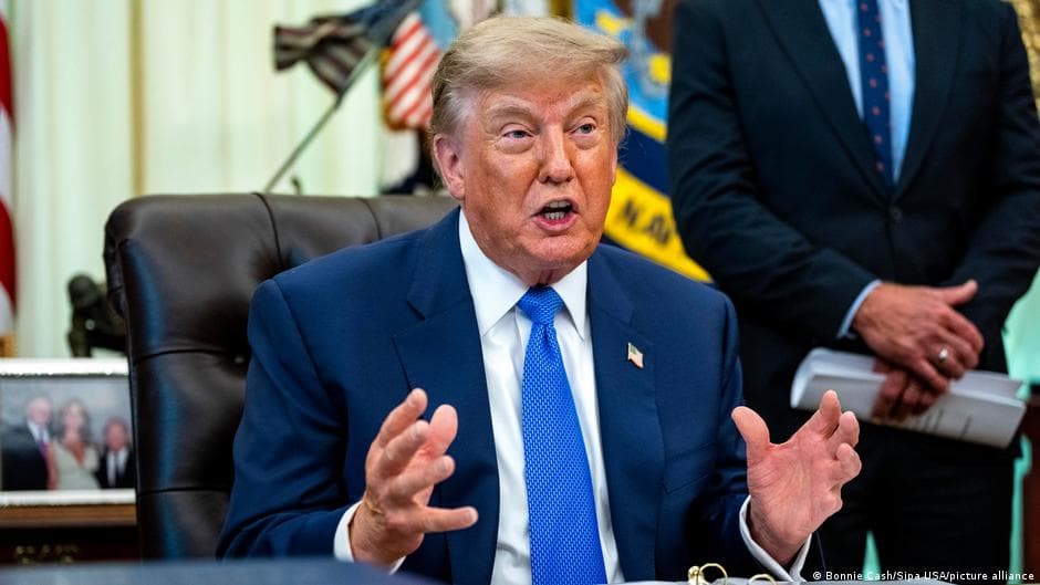 Trump pushes overhaul of US policy on vaccines for children