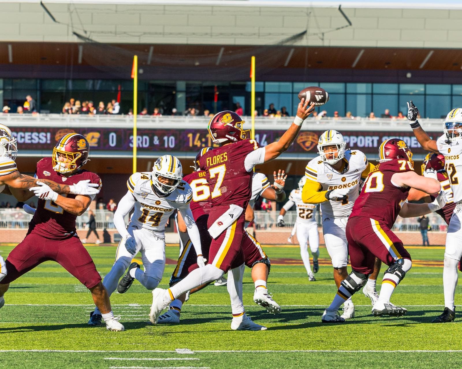 Chippewas Rally, But Fall Short in Battle for the Victory ...