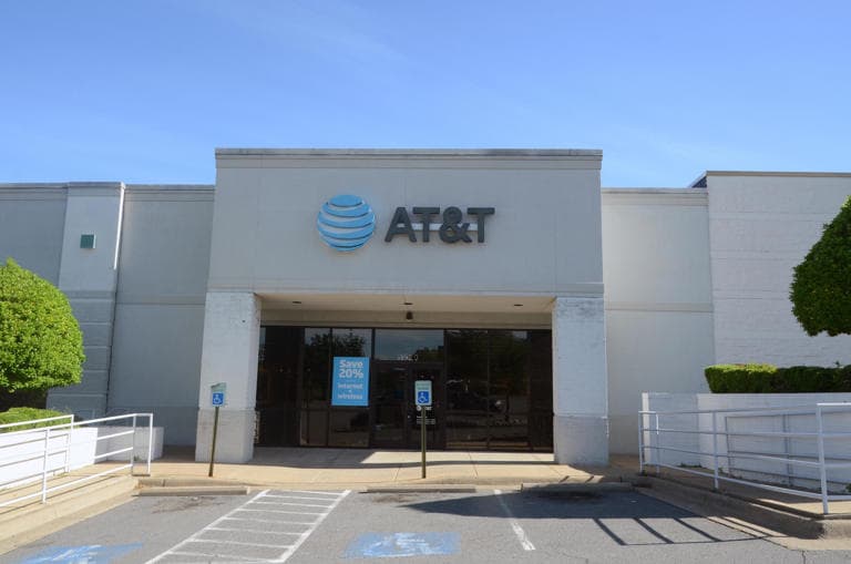 AT&T pledges $250 billion for new infrastructure improvements