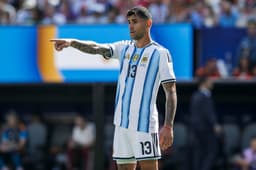 Cristian Romero “waiting for Barcelona” as Hansi Flick weighs up ...