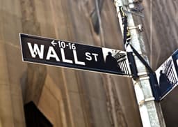 US equities ride out volatile week higher; SpaceX's first report, jobs data centre stage