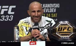 UFC champ Alexander Volkanovski sees two contenders ...
