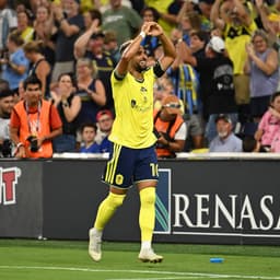 @MLS: 2 goals from the @NashvilleSC Captain 🫶

Hany Mukhtar 🫡 https://t.co/TvMn9OCQTn
