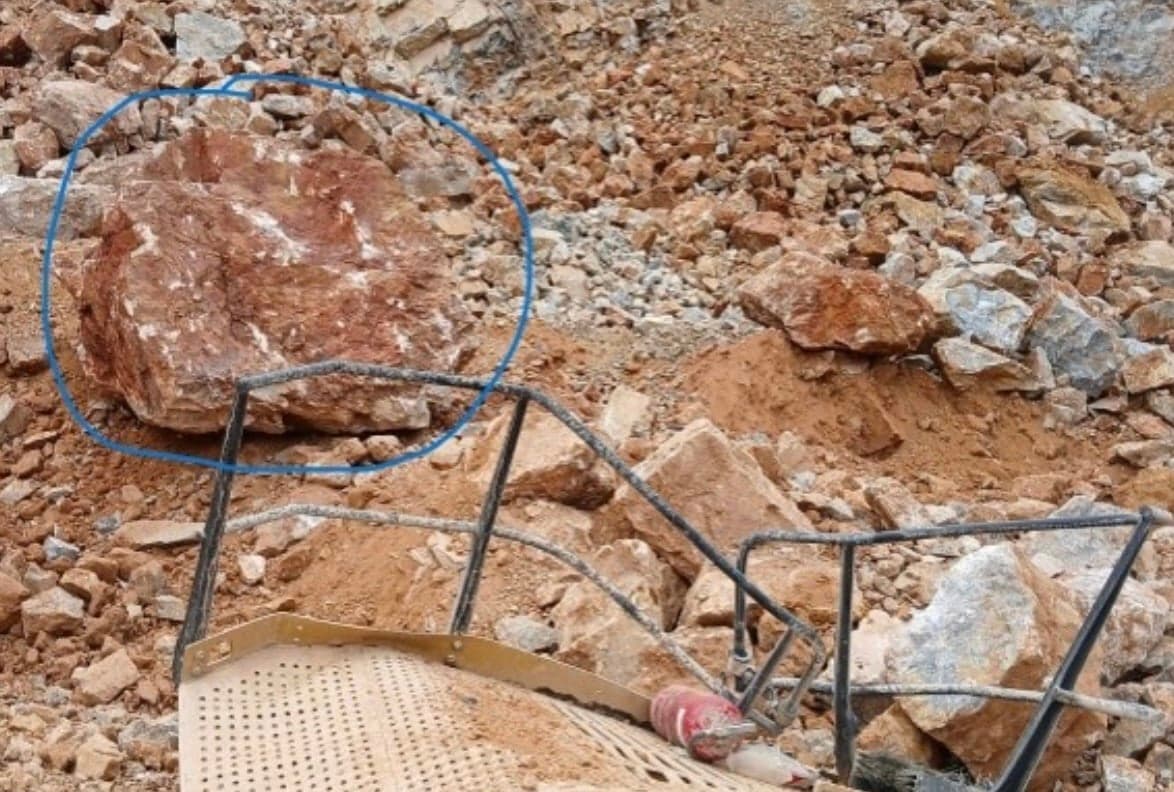 Rock fall incident prompts review of dig face hazards