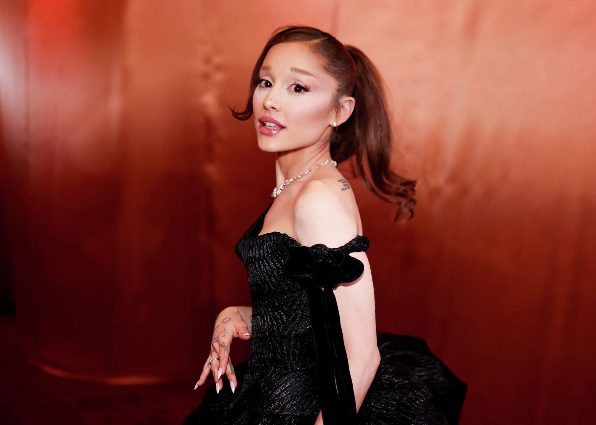 Ariana Grande opens San Francisco popup shop ahead of Oakland concerts