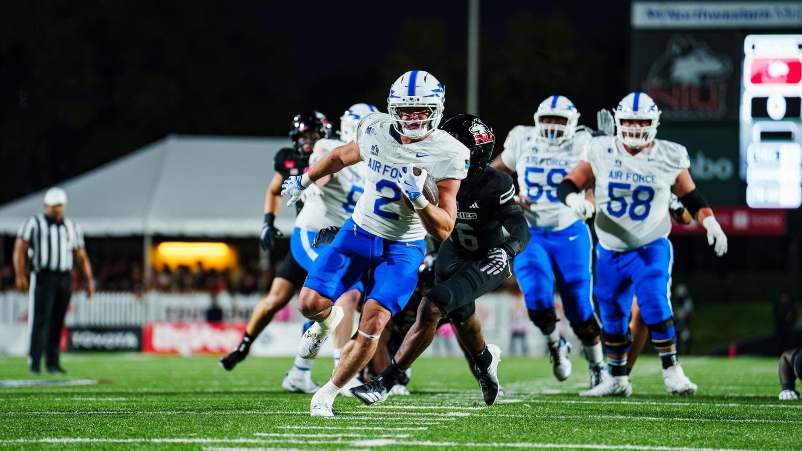 Air Force rebuilds offense around the run after Szarka injury