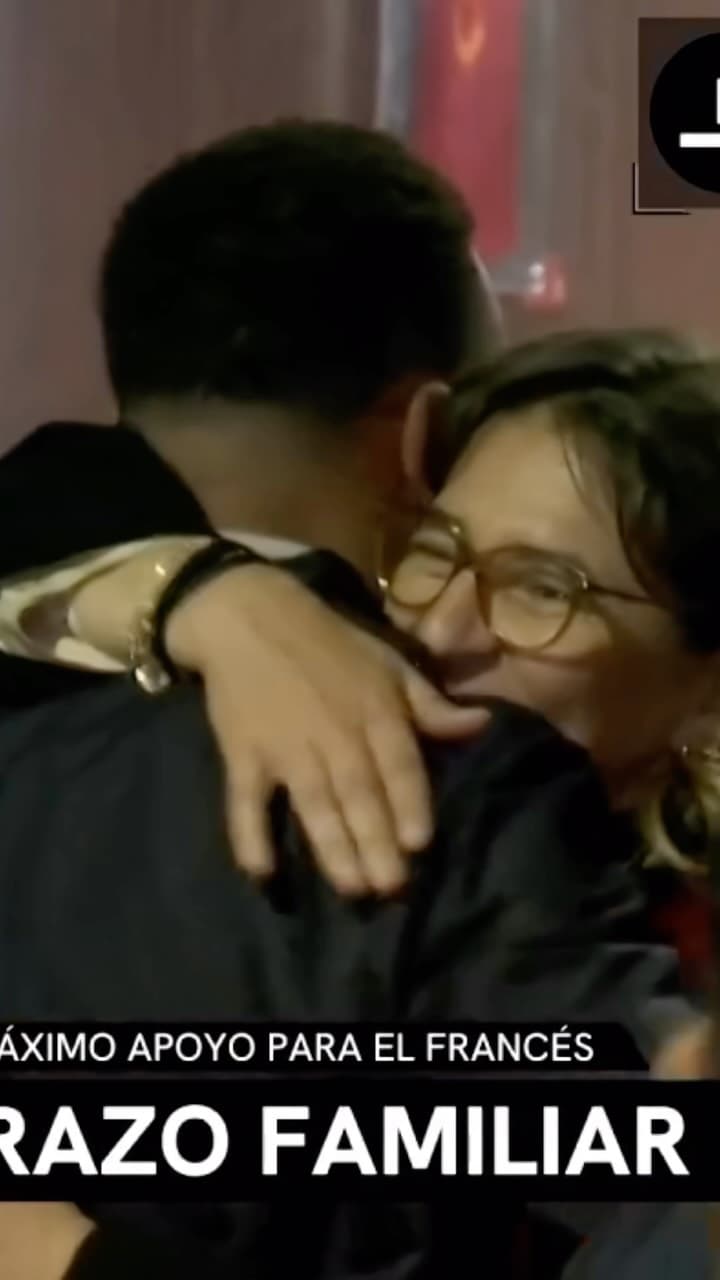 Kylian Mbappé hugs his mother Fayza after last night's game ...