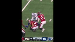 ALEX ANZALONE HELPS SEAL THE GAME FOR TAMPA BAY 😲