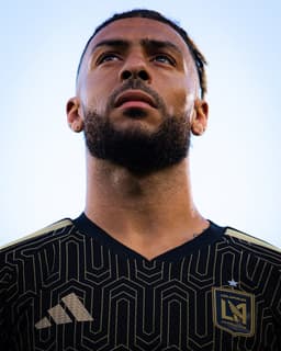 @MLS: Seven straight El Tráfico games with a goal for Denis Bouanga.

Hot streak. 🔥 https://t.co/yTKa0CtjB...