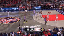 @WNBA: Shooter's shoot 🤷‍♀️

Janelle Salaün knocks down her second triple and is up to 10 PTS

GSV-IND | US...