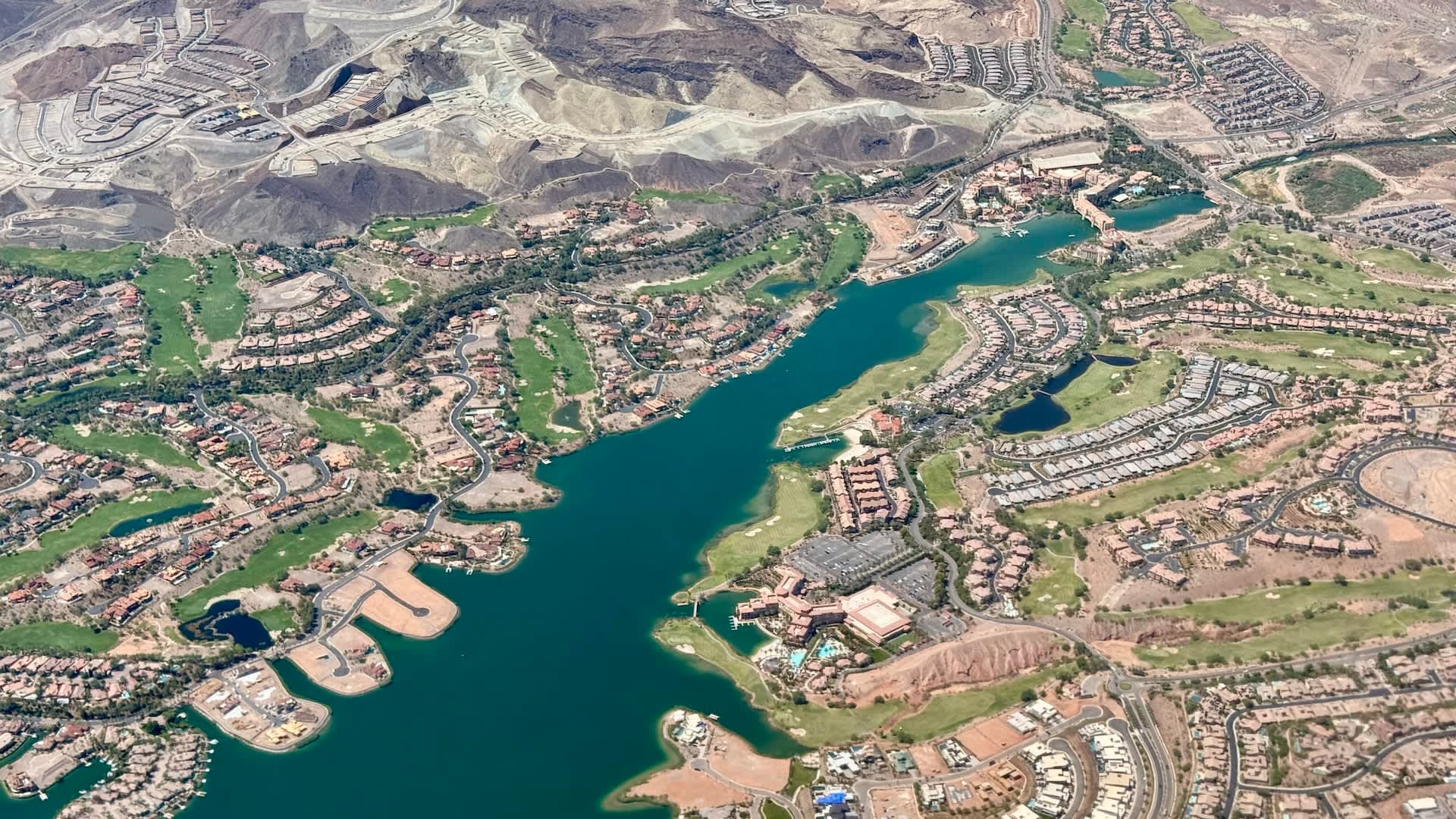 Homeowners claim million-dollar Las Vegas homes are cracking and sinking