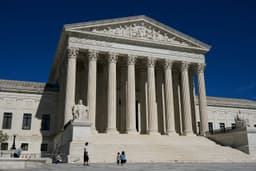 Supreme Court allows Alabama to use voting map favoring GOP