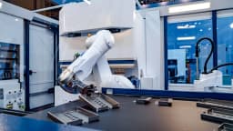 Diffusion models in robotics: a comprehensive review