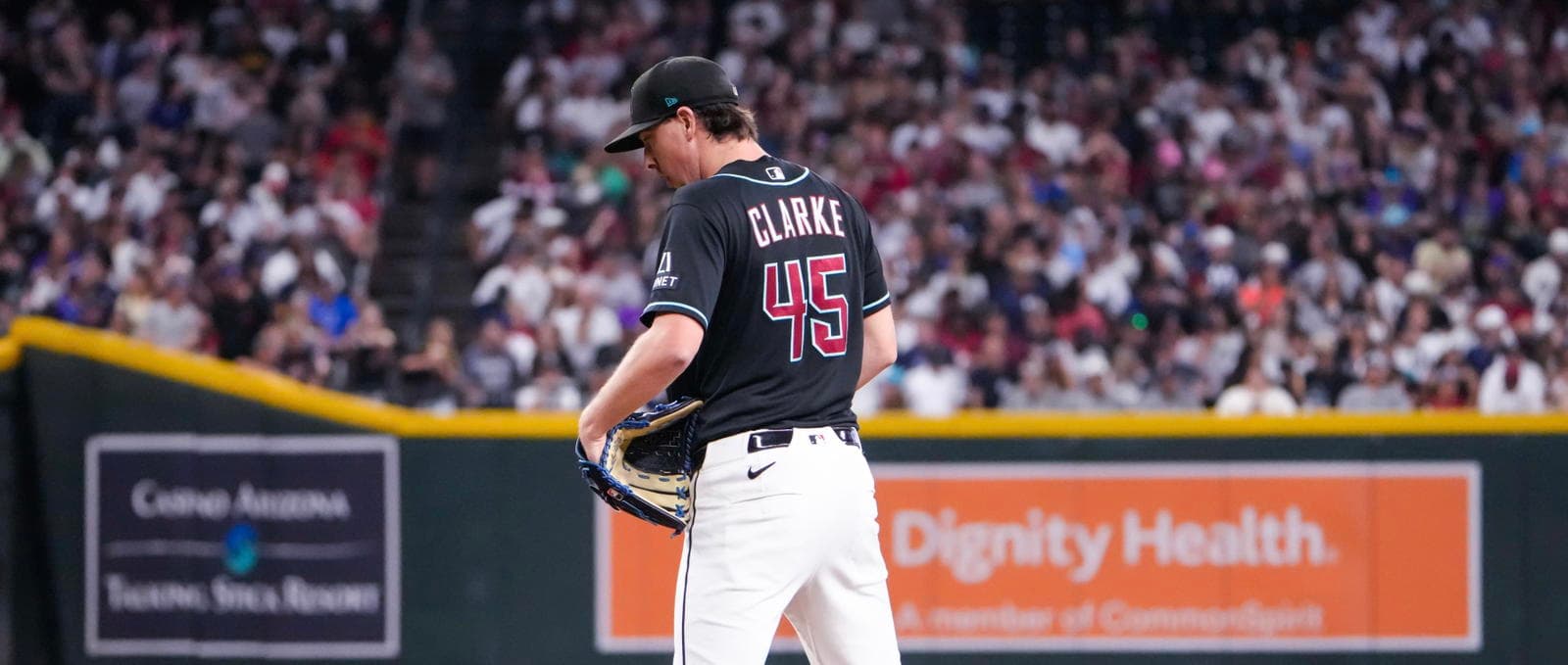 Did Diamondbacks' Clarke Do Enough to Return? - Roundtable