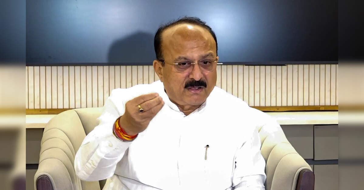 Ministry of Heavy Industries clears 382 sites for Delhi's EV ...