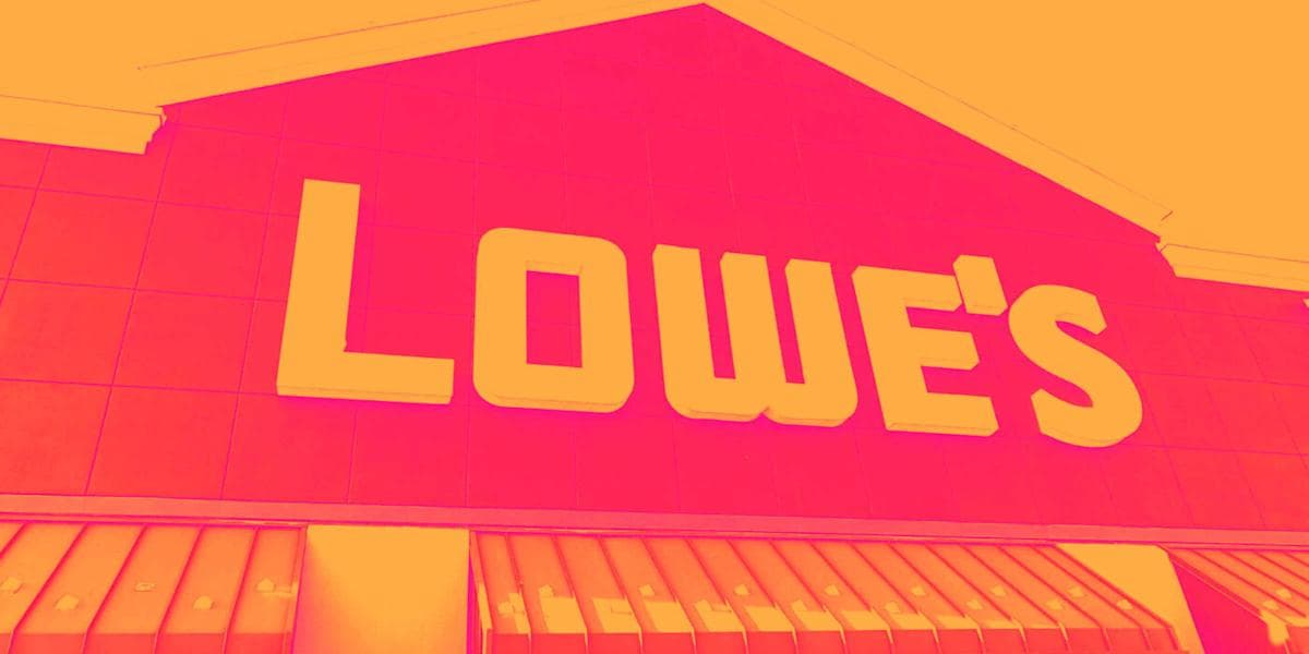 3 Reasons LOW is Risky and 1 Stock to Buy Instead