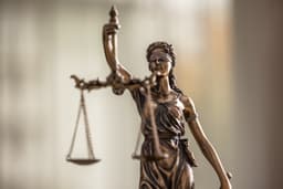 Sanctions Gaps and the Governance of Corruption Risk