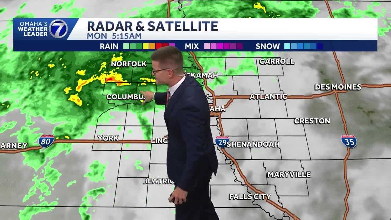 Chance for a few spotty showers Monday in Omaha area