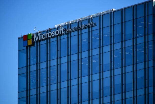 Microsoft's Nadella unveils tech giant's new fast decision- ...