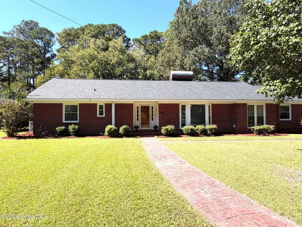 1302 West Road, Kinston, NC 28501 - MLS# 100609501
