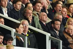 Manchester United chief outlines transfer strategy and issues Bruno Fernandes verdict