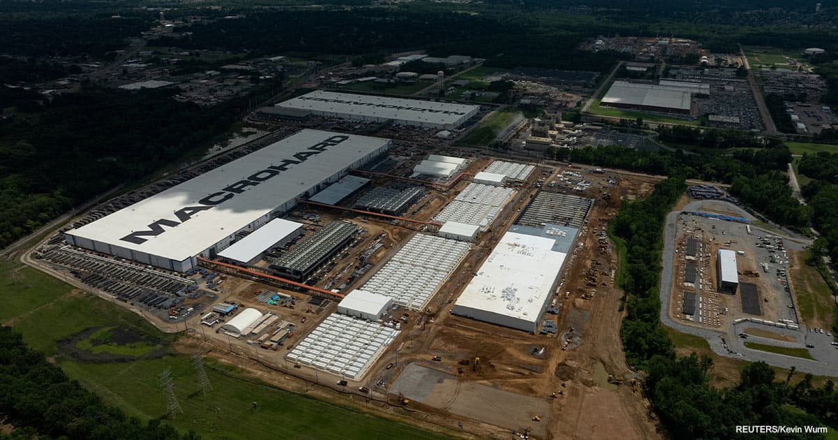 America's Data Center Revolt Meets a Global Contest ...