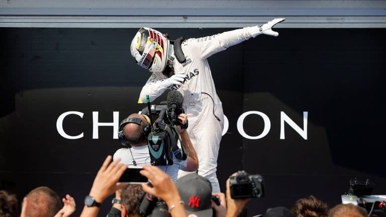 Live Scores for Football, Cricket, Rugby, Golf, Tennis, Darts, Racing & F1