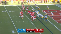 @NFL: Cam Hart picks off Mahomes in the end zone ‼️

LACvsKC on CBS/Paramount+
Stream on @NFLPlus https://...
