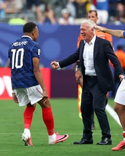 @KMbappe: Aujourd’hui est ta dernière danse.

Toi qui nous as tant donné.
Nous aurions dû t’offrir une meilleu...