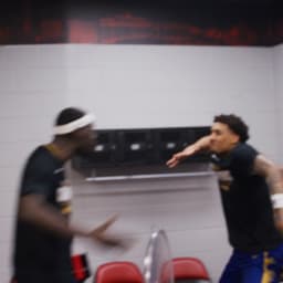 @warriors: Locker room views from an unforgettable night ⚡️ https://t.co/t2dl5ZTnKS