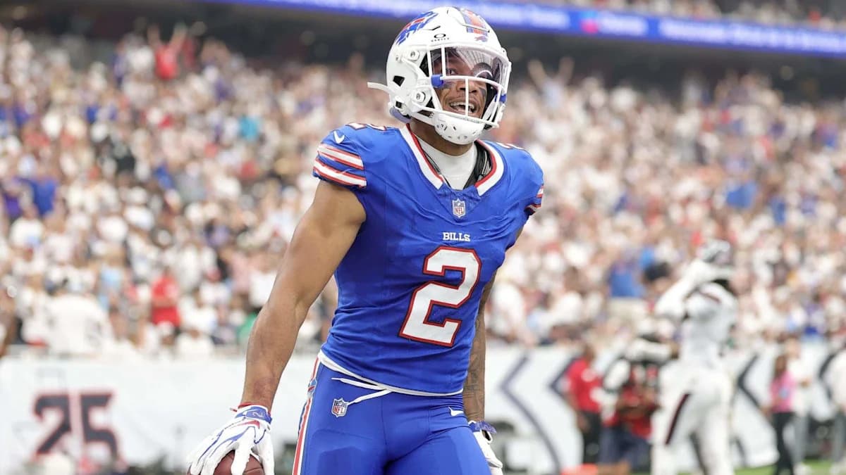 Buffalo Bills Get Disappointing News on DJ Moore Ahead ...