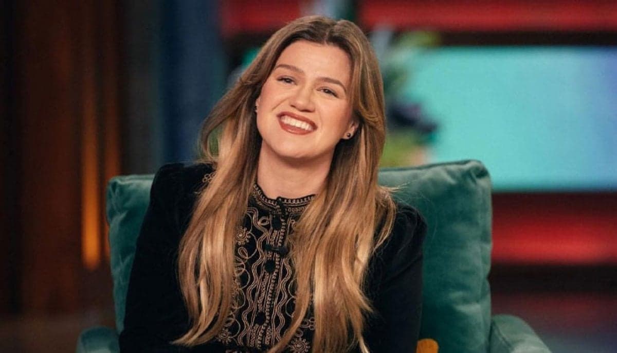 Kelly Clarkson gets honest about her talk show's impact on ...