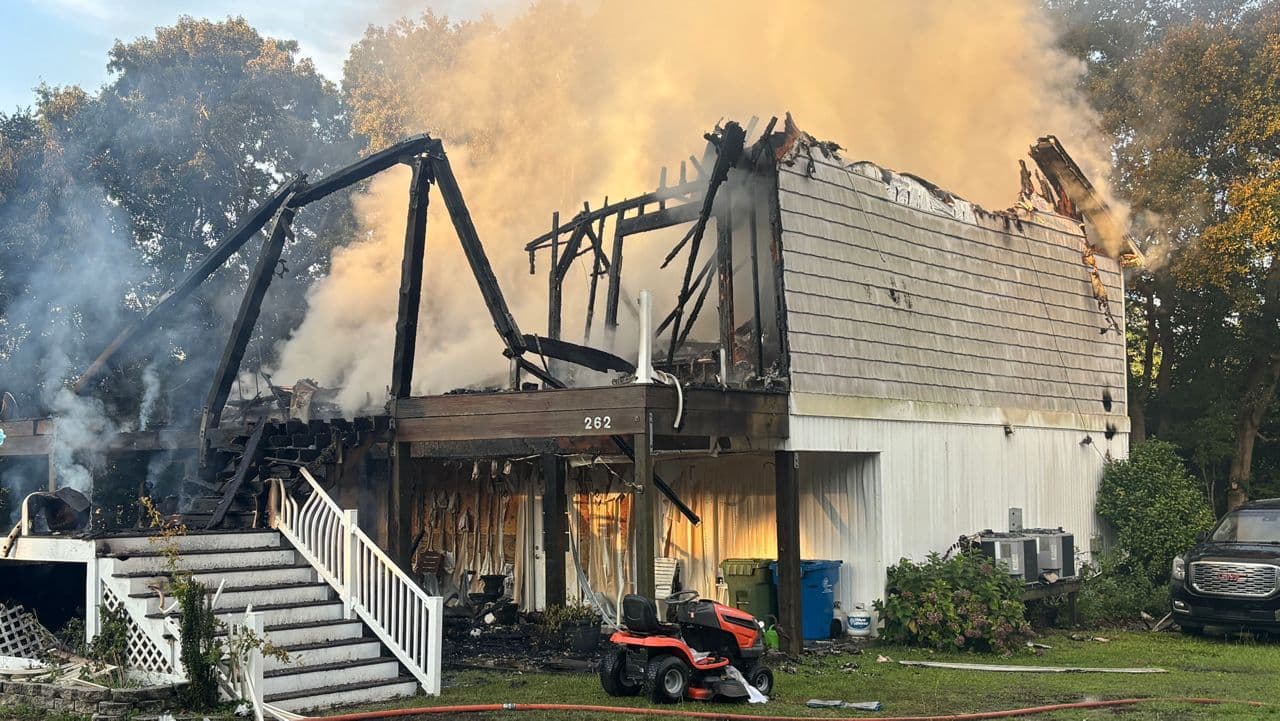 1 killed in Onslow County house fire