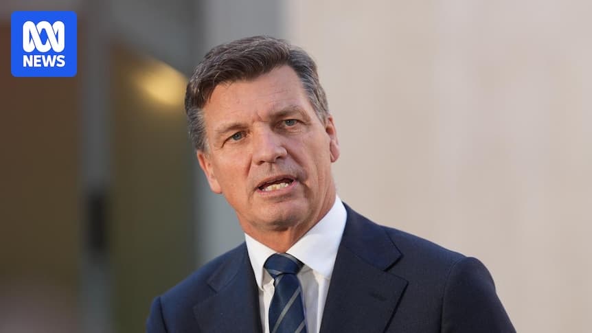 Federal politics live: Shadow minister's Triple Zero test call ...