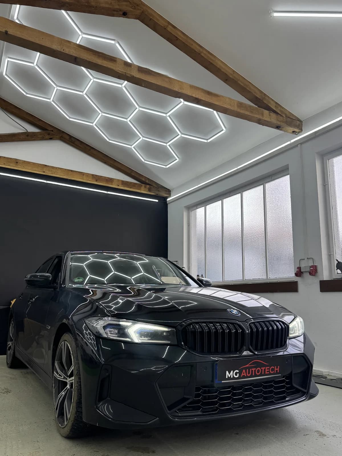 Hybrid & electric vehicle diagnostics Stuttgart