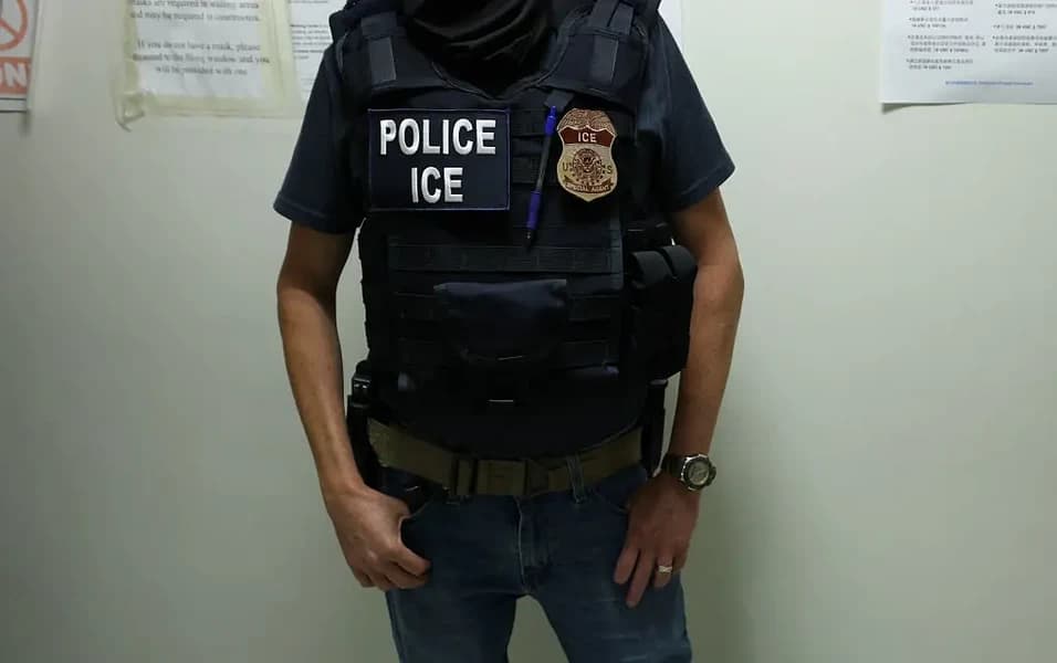 Trump admin urges court to reject revival of ICE contempt probe