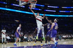JJ Redick Explains How Lakers Suffered First Loss of Season