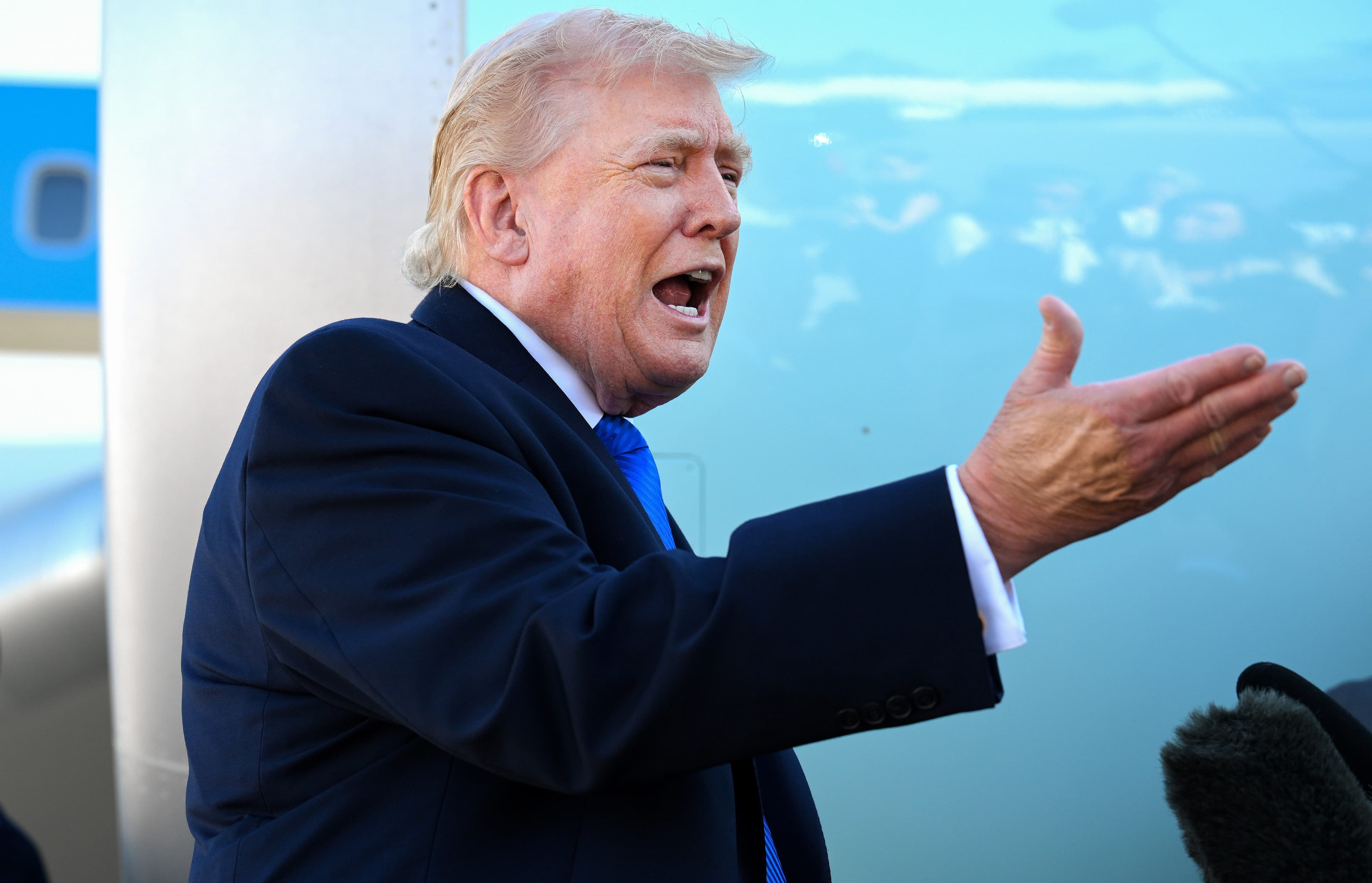 Iran Blasts Trump’s Claims of Direct Talks as “Fake News” Aimed at Manipulating Markets