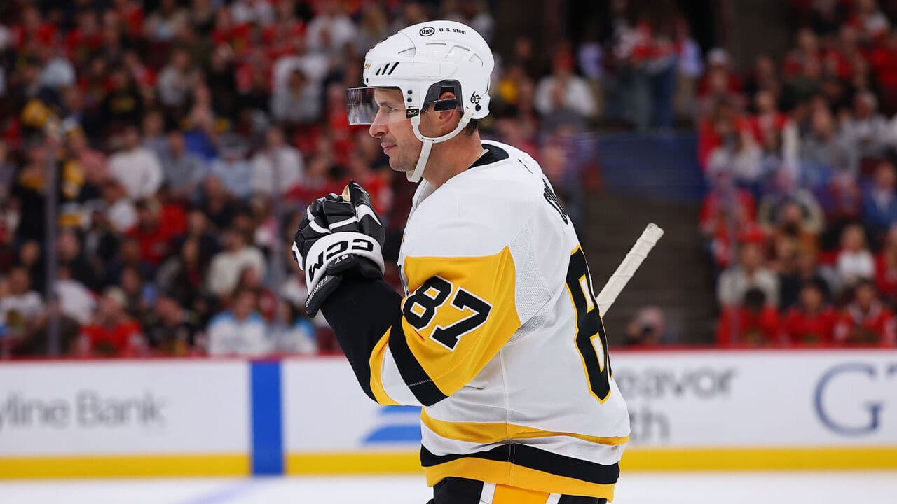 Crosby passes Thornton for 7th-most assists in NHL history