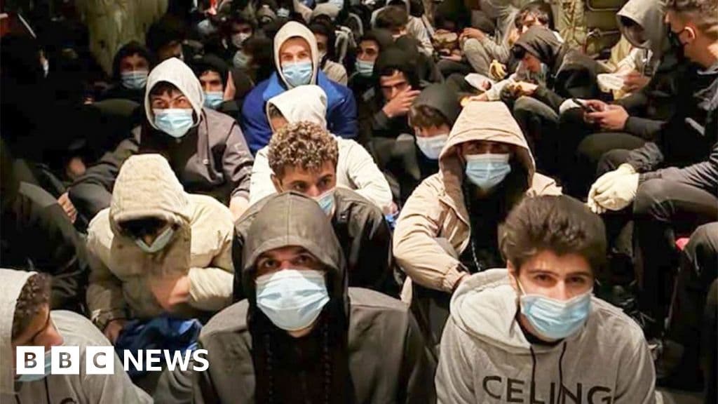 'Pay ransom or lose a kidney': Illegal migrants bound for UK kidnapped in Libya