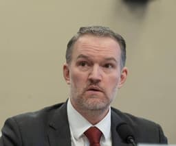 US to Keep Tariffs on Canada, Mexico; Issues With Ottawa 'Significant'