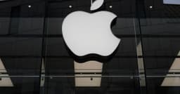 Apple Quarterly Earnings Hit New Record as AI Memory Concerns Grow