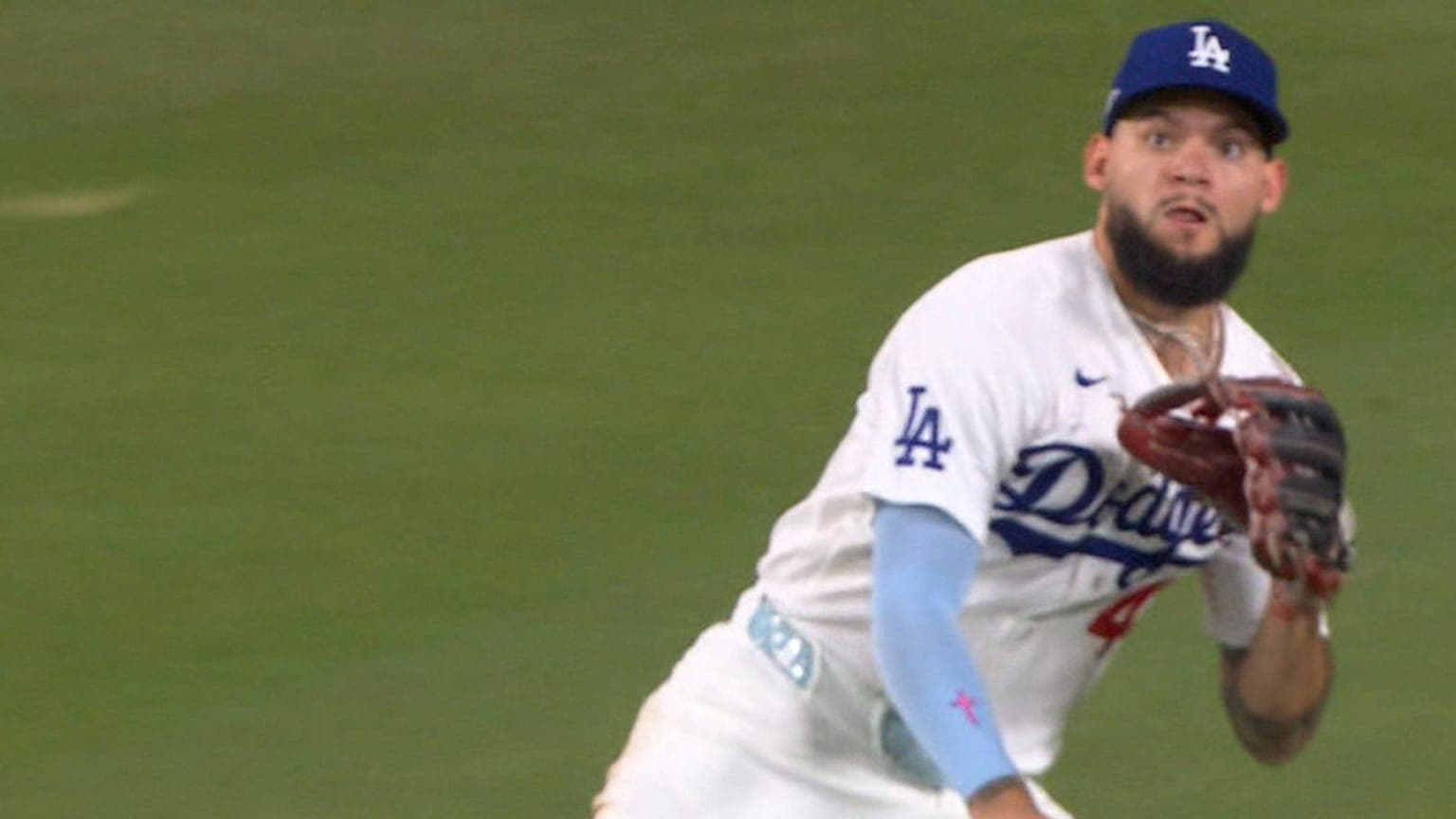 Andy Pages' sliding grab | 10/15/2026 | Los Angeles Dodgers