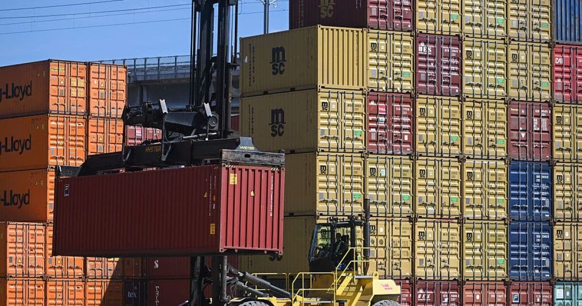 U.S. imposes 50% tariffs on $20 billion worth of Canadian ...
